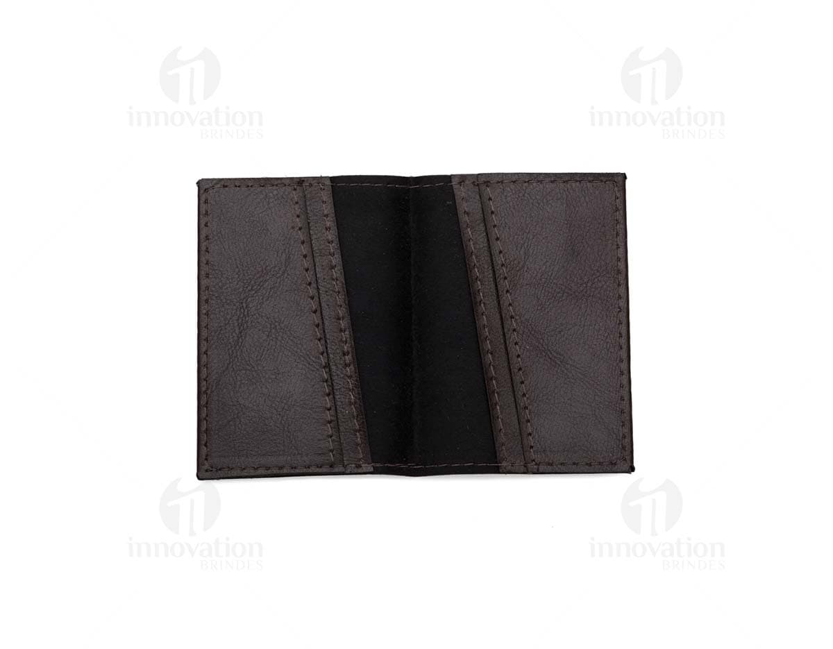 Bolsa de couro preto, objeto de negócios, carteira, bolsa, bolsa, moda casual, papel, dinheiro, tecido, denim, jaqueta, jeans, botão, estilo, textura, material, riqueza, escritório, calça de algodão, varejo, sucesso, acessório de material animal, masculino, venda, comprar, pagando, presente, arquivo, cartão, detalhe, empresário, armazenamento, tecnologia, aberto, documentar, nota, cor, pasta, dinheiro, elegância.