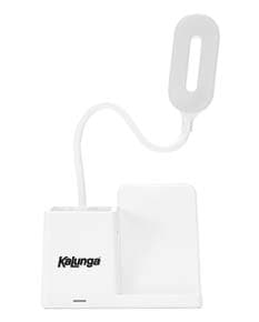 Luminária LED Multifuncional: Imagem de papel em branco, com design vazio de escritório contendo elementos gráficos como ícones, símbolos e espaço em branco para escrever mensagens ou notas. A imagem inclui objetos de escrita como notebook, envelope, post it, cartão e etiqueta, com um estilo moderno e educativo. Cores predominantes são o rosa, prateado e metalizado, com reflexos brilhantes.
