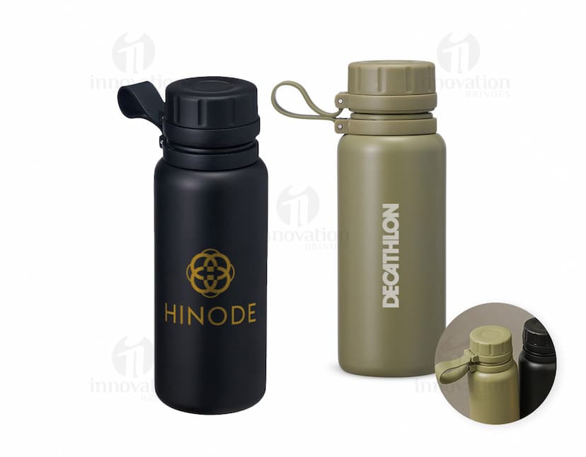 Garrafa Térmica 600ml de cor marrom transparente, feita de plástico, com tampa e design simples. Ideal para armazenar líquidos quentes ou frios para manter a temperatura por mais tempo.