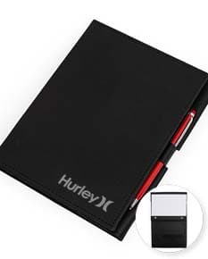 Caderneta com suporte preta contendo notebook, livro, equipamentos, gravador, fichário, papel, escritório, documento, em branco, negócios, página, cobertura de proteção, nota, vazio, mensagem, disco magnético, objeto, tecnologia, cobertura, dispositivo, bloco, disquete, lembrete, fechar, computador, educação, preto, dados, diário, dispositivo de memória, informação, ninguém, escrever, capa, disco, segurança, carta, armazenamento, mídia, passaporte, aberto, design, único, pessoal, antigo, escrita, livro didático, unidade de disco, memorando, cópia, disco rígido, texto, memorando, eletrônico, chip, plástico, retrô, visto, capa dura, literatura, identidade, caneta, 3D, viagem, finanças, cor, estojo, escola, detalhe, microprocessador, unidade central de processamento, bloco de notas, organizador, lista, disco, ler, notar, encadernação, comunicação, folha, aprendizado, estudo, número, estilo, metal.