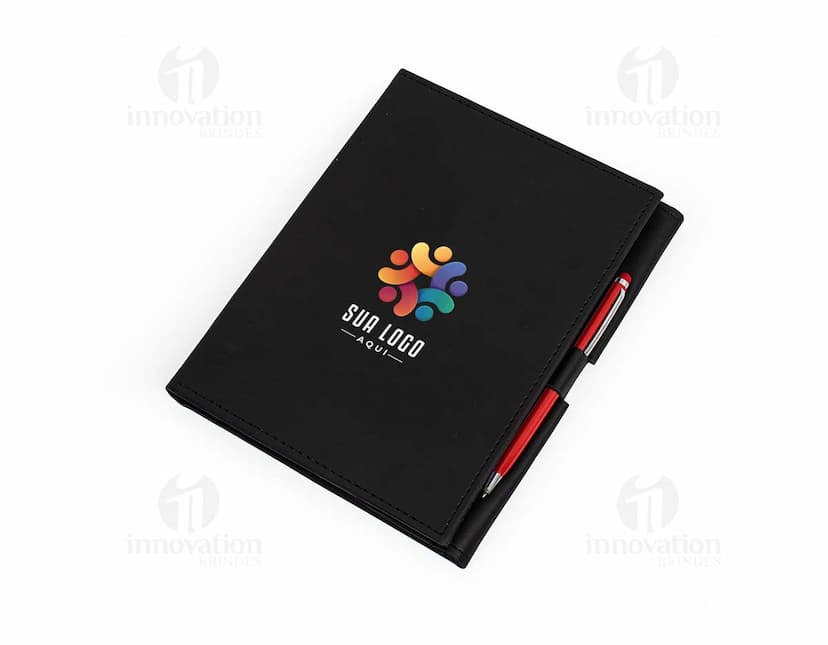 Caderneta com suporte preta contendo notebook, livro, equipamentos, gravador, fichário, papel, escritório, documento, em branco, negócios, página, cobertura de proteção, nota, vazio, mensagem, disco magnético, objeto, tecnologia, cobertura, dispositivo, bloco, disquete, lembrete, fechar, computador, educação, preto, dados, diário, dispositivo de memória, informação, ninguém, escrever, capa, disco, segurança, carta, armazenamento, mídia, passaporte, aberto, design, único, pessoal, antigo, escrita, livro didático, unidade de disco, memorando, cópia, disco rígido, texto, memorando, eletrônico, chip, plástico, retrô, visto, capa dura, literatura, identidade, caneta, 3D, viagem, finanças, cor, estojo, escola, detalhe, microprocessador, unidade central de processamento, bloco de notas, organizador, lista, disco, ler, notar, encadernação, comunicação, folha, aprendizado, estudo, número, estilo, metal.