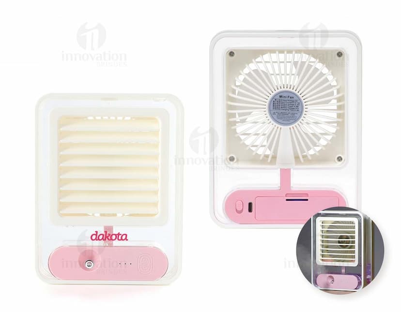 Climatizador portátil recarregável com design digital em 3D, equipamento de tecnologia elétrica que funciona como um aquecedor, com botões de metal e knob de controle. Ao lado, há um rádio e um notebook em um ambiente de escritório.