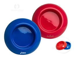 EcoPote Pet - Um design circular e futurista, feito de porcelana e metal, com um disco brilhante no centro. Lembrando um