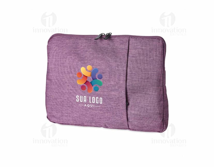 Pasta para Tablet 12,4 preta e moderna, feita de couro, com alça e zíper. Possui design elegante e é ideal para transportar seu tablet com estilo e segurança.