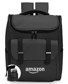 Mochila de couro sintético preta de 29 litros, mostrada em um ambiente de escritório moderno. A mochila está vazia e possui um design elegante e luxuoso, perfeita para uso diário ou viagens de negócios.