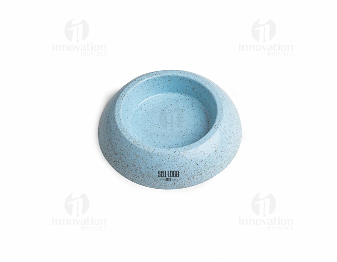 Uma pilha de Tigelas Pet de Fibra de Arroz 400ml, em tons de rosa, preto, marrom e cinza, com textura suave e brilhante. As tigelas redondas e de selo, feitas de pedra natural, simbolizam equilíbrio, harmonia e tranquilidade. São ideais para uso em spas, tratamentos de saúde e cuidados cosméticos.