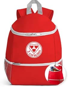 Mochila térmica de 10 litros em destaque, feita de material plástico resistente. A mochila contém um recipiente especial para armazenamento de líquidos, como garrafas de água. A embalagem possui um rótulo com informações sobre o produto e design colorido, ideal para viagens e passeios.
