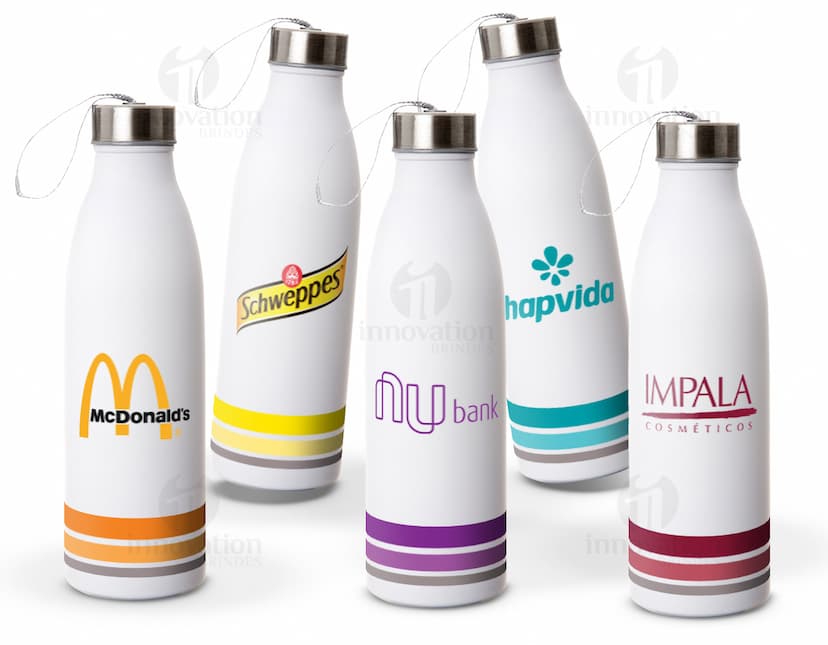 Garrafa Inox 750ml com rótulo, copo, líquido, bebida, recipiente, álcool, plástico, limpo, transparente, objeto, cheio, refreshment, alimento, amarelo, tampa, reflexo, higiene, branco, celebração, bar, claro, frio, água, ninguém, festa, cerveja, sabonete, saúde, produto, objetos, óleo, luxo, cor, veneno, banheiro, único, saudável, spray, leite, fresco, alcoólico, ouro, banho, close-up, tratamento, luz, gota, spa, úmido, limpeza, bolhas, restaurante, vazio, puro, frescor, cuidado, lavagem, lager, doméstico, marrom, natural, gel, shampoo, bebidas, aromaterapia, bolha, três, mais limpo, ainda, grupo, coleção, fresco, vida