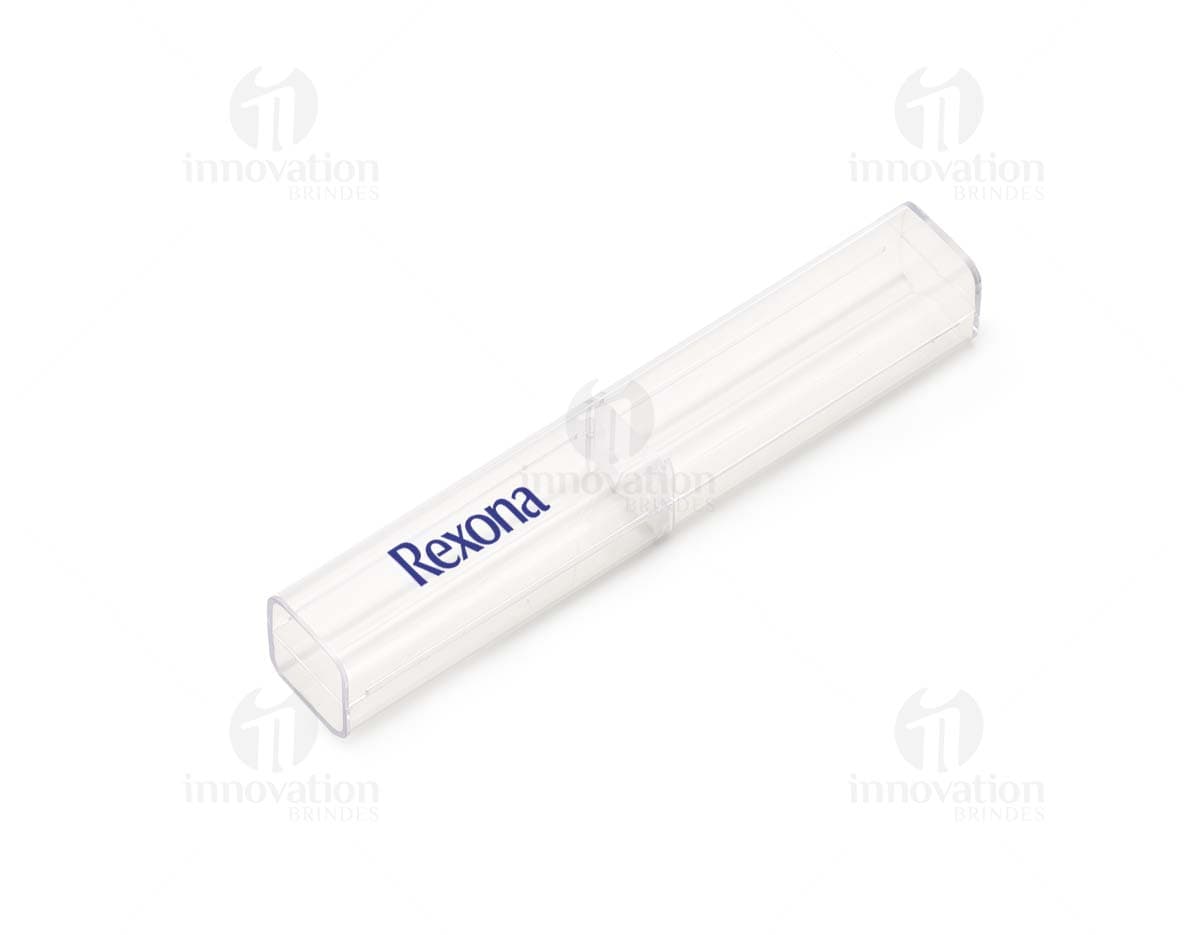 Tubo de acrílico transparente em destaque contra um fundo branco.