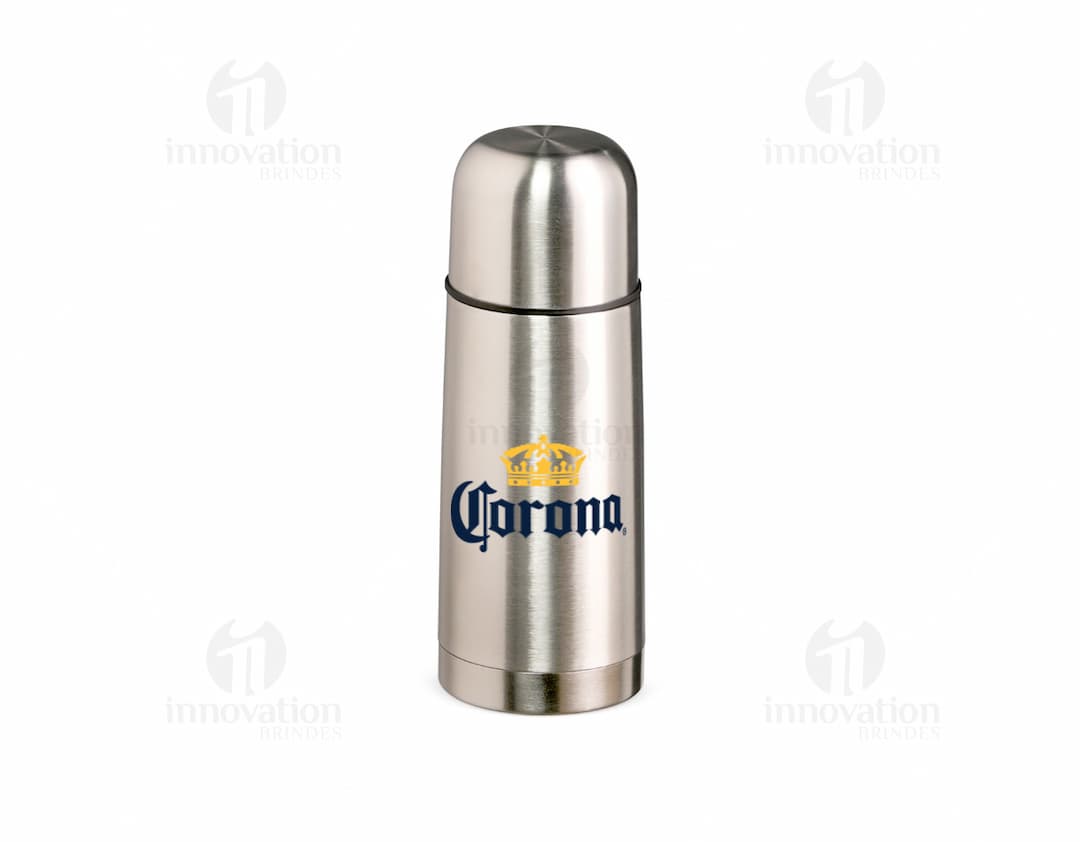 Garrafa Térmica Inox 500ml de cor prateada, com tampa rosqueável e alça para transporte.
