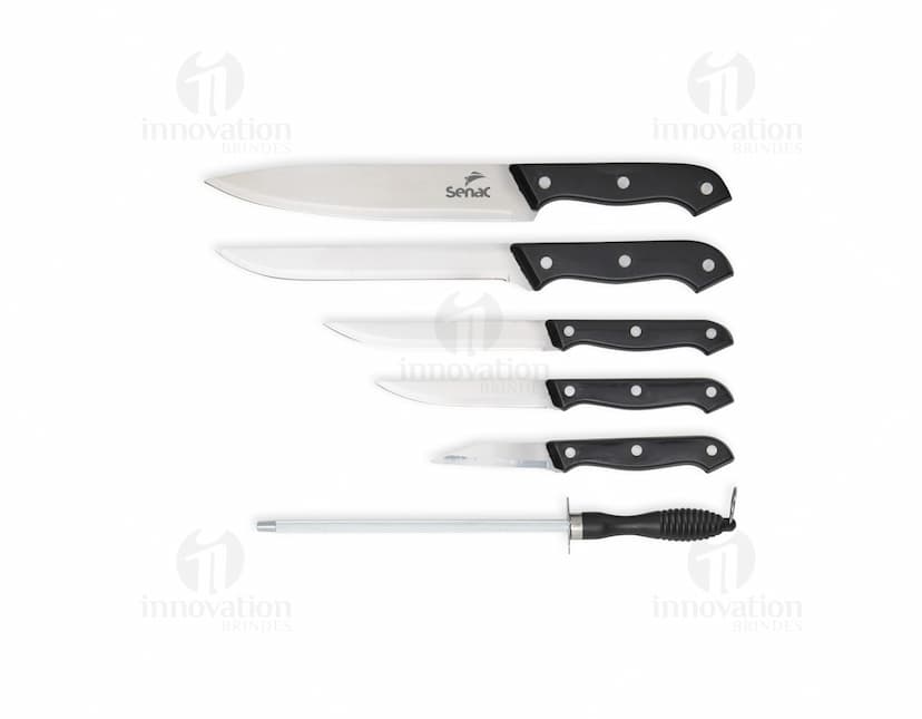 Kit Churrasco 7 Peças em aço inoxidável com maleta de transporte.