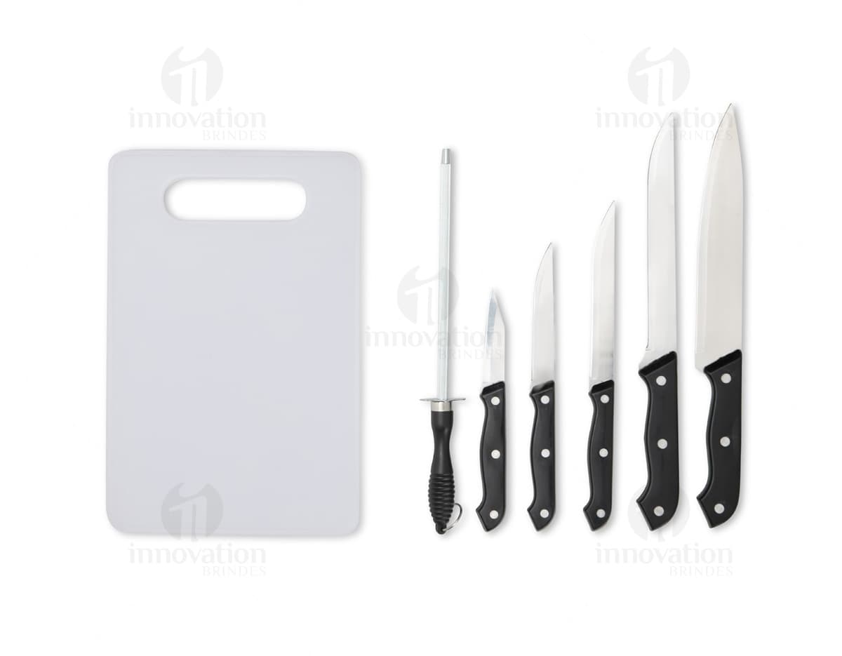 Kit Churrasco 7 Peças em aço inoxidável com maleta de transporte.
