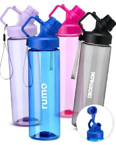 Squeeze Plástico 700ml de cor azul com tampa rosqueável.