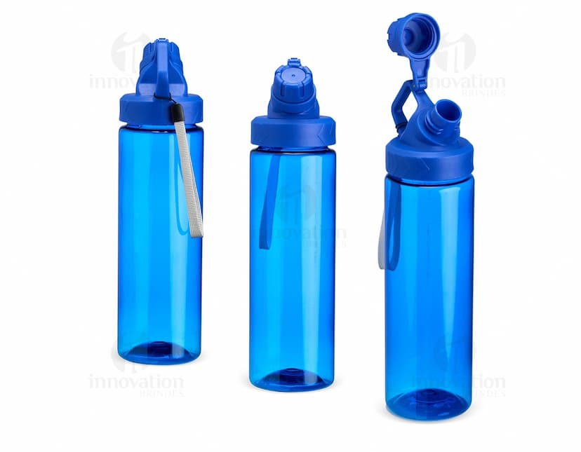 Squeeze Plástico 700ml de cor azul com tampa rosqueável.