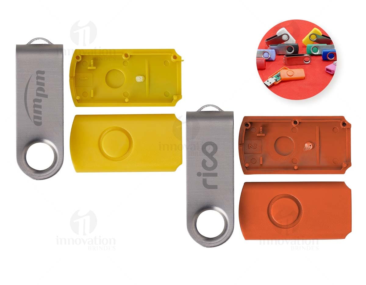 Carcaça de pen drive giratório escovado em metal prateado.