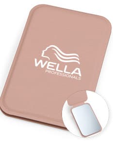 Espelho de Bolso em Couro Sintético, ideal para levar na bolsa e para retoques rápidos de maquiagem durante o dia.