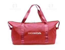 Sports bag made of polyester with a capacity of 32 liters, in black, with an adjustable strap and zipper closure.