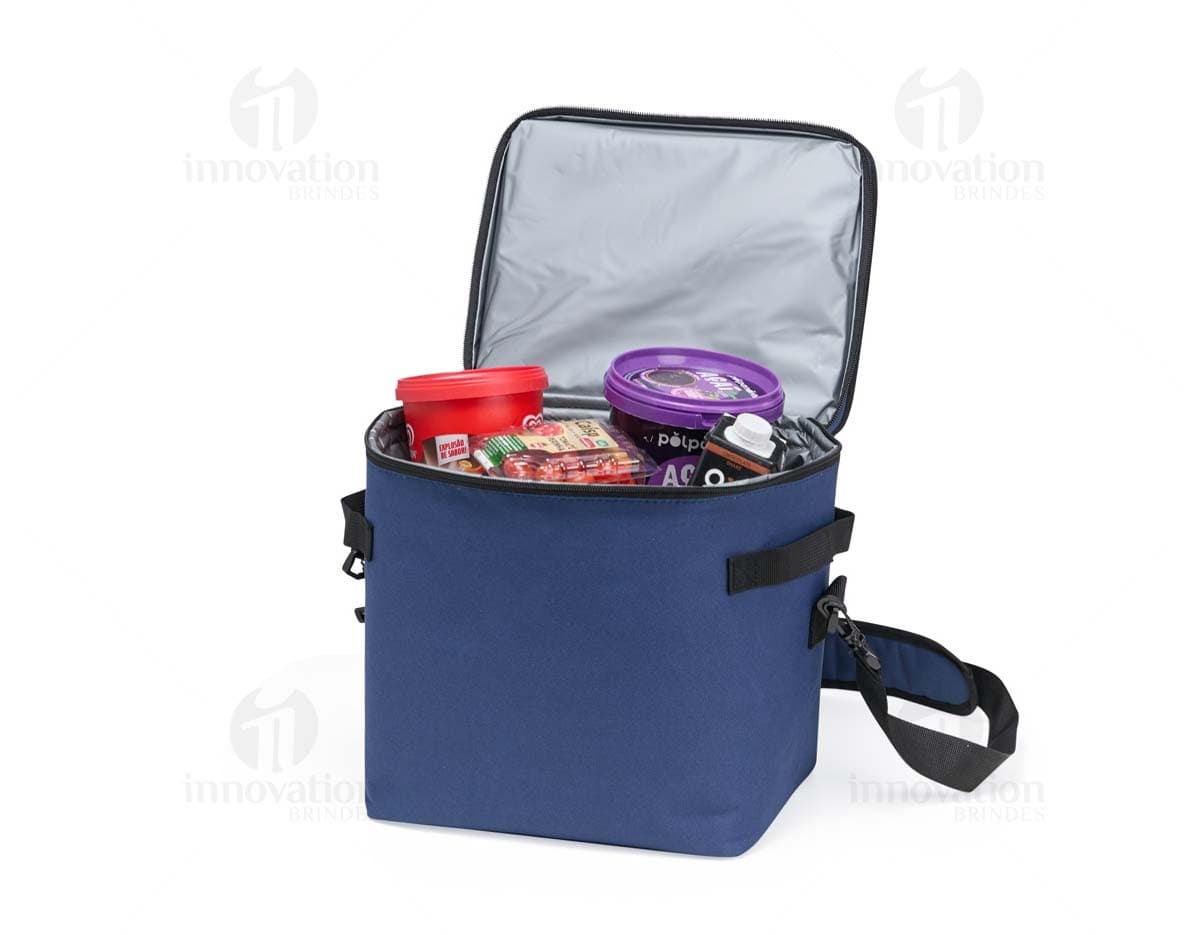 Bolsa térmica na cor azul de 15 litros de capacidade.