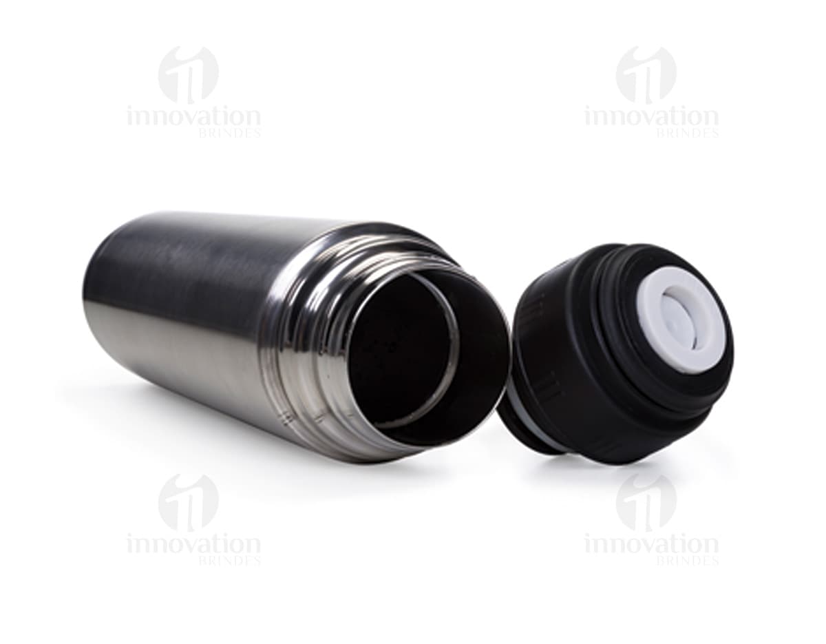 Garrafa térmica de aço inoxidável com capacidade de 1 litro, com design elegante e moderno.