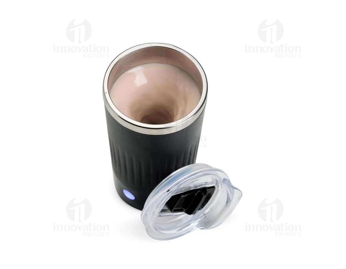 Copo transparente de 450ml com misturador embutido.