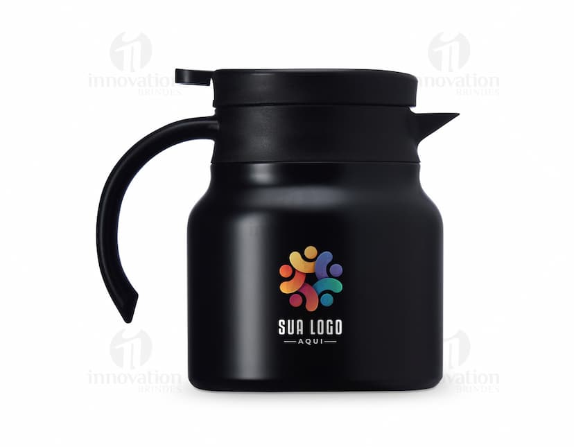 Chaleira Inox 750ml com Display LED em fundo branco.