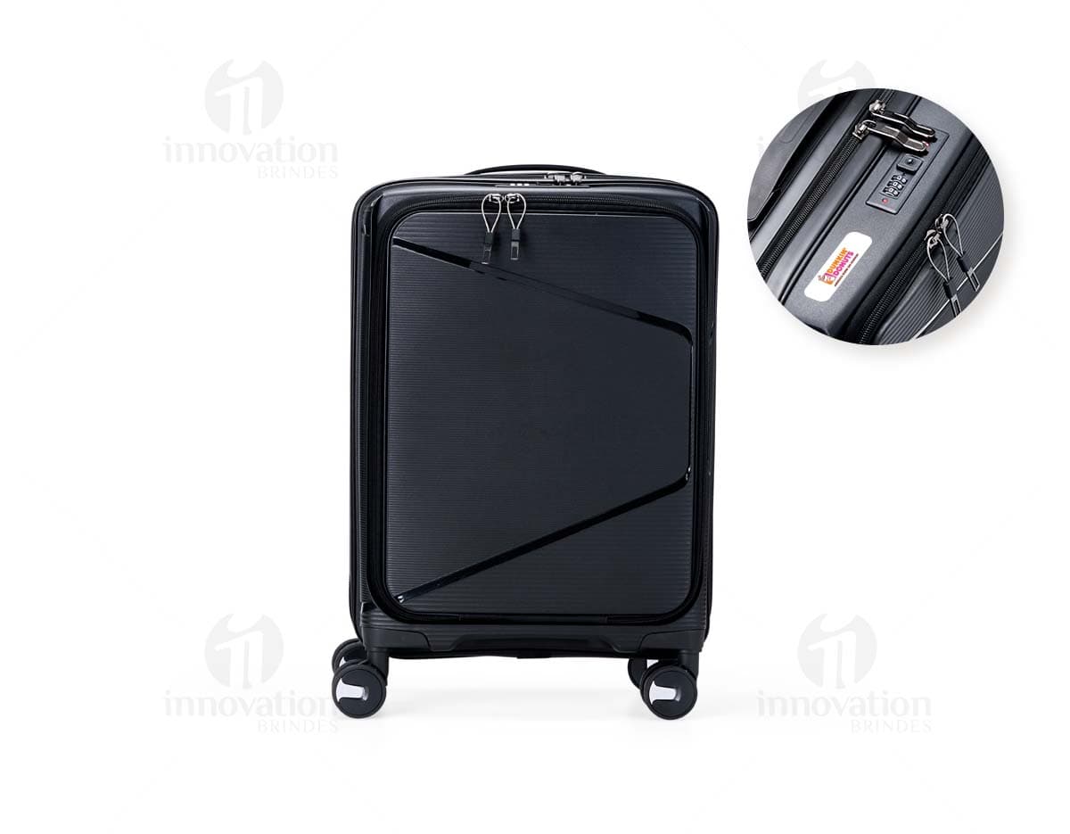 Mala de viagem de 36 litros na cor preta, feita de material resistente e com rodinhas para facilitar o transporte.
