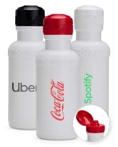 Squeeze plástico de 500ml em cor verde, com tampa rosqueável e design moderno.