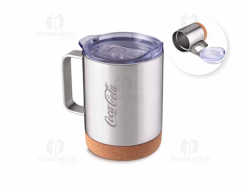 Caneca térmica branca com tampa de rosca e alça preta, ideal para manter a temperatura de bebidas quentes ou frias por mais tempo.