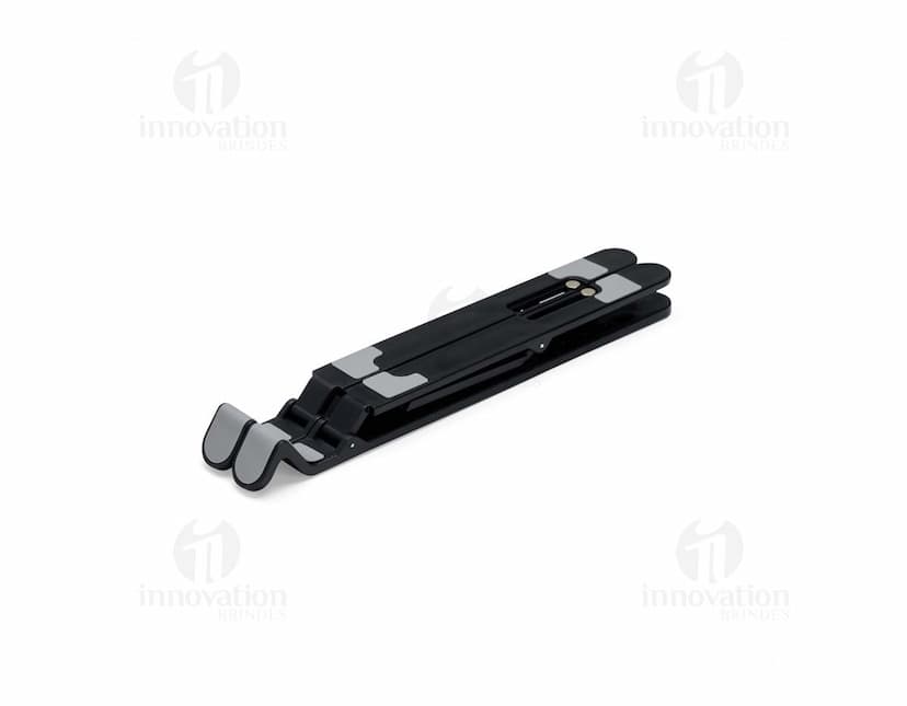 Suporte retrátil para notebook em metal prateado, design industrial e tecnológico. Inclui suporte, assento, Equipamento eletrônico e dispositivo de comunicação.
