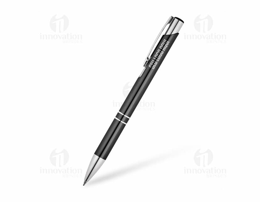Esferográfica em alumínio com clipe, escrita, papel, objeto de metal prateado, trabalho, design, ferramenta de escrita, instrumento, caneta, apontador, caneta-tinteiro, desenho, utensílio, papelaria, comunicação.