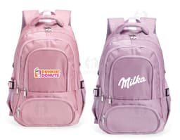Mochila de poliéster de 17 litros em cor verde com bolsos laterais e alça ajustável.