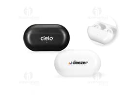 Auriculares Bluetooth negros con almohadillas acolchadas y botones de control de volumen.