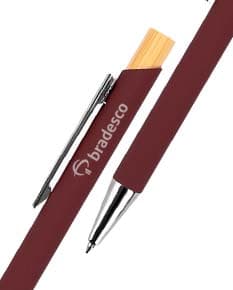 Caneta metal prateada com tampa, corpo de metal liso e detalhes em dourado.