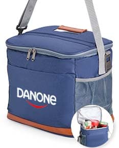 Bolsa térmica de 11 litros em cor vermelha, com alça ajustável e fecho de velcro. Ideal para transporte de alimentos e bebidas.