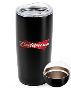 Produto: Copo Térmico 590ml em aço inoxidável, na cor preta, com tampa rosqueável e alça para segurar.