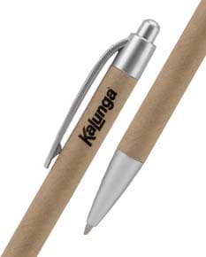 VILAÇA Esferográfica em papel 100 reciclado e pormenores em ABS 100 reciclado com escrita em azul