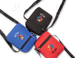 Mini borsa trasversale nera in pelle con chiusura in metallo, ideale per riporre chiavi, cellulare, denaro e altri oggetti