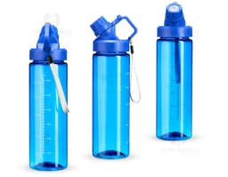 Squeeze plástico de 750ml, transparente, com tampa e líquido dentro. Embalagem utilizada para armazenar água, bebidas ou