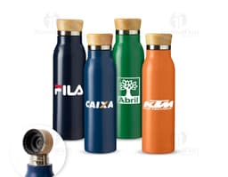 Garrafa térmica de 600ml transparente com tampa amarela, contendo líquido. A garrafa está em cima de uma mesa, com reflexo
