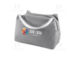 Bolsa térmica em poliéster preta, estilo casual e elegante, com alça de couro e fecho de metal. Acessório de moda feminina