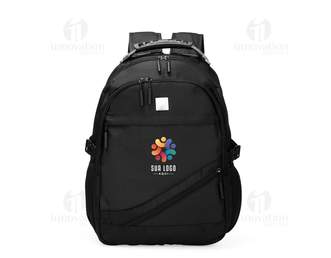 BACKPACK WITH PROTECTIVE COVER