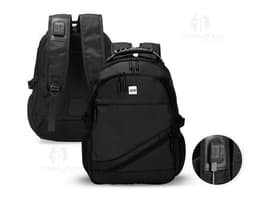 BACKPACK WITH PROTECTIVE COVER