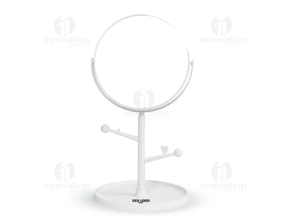 Espejo de mesa plástico en forma de copa de vino vacía, con diseño moderno y brillante. Refleja objetos y personas alrededor