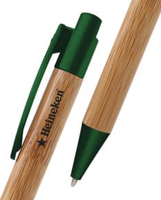 Caneta ecológica feita de madeira reciclada, perfeita para seu negócio ou estudos. Com design elegante e sustentável, essa caneta é uma excelente opção para quem valoriza a natureza. Adquira já a sua!