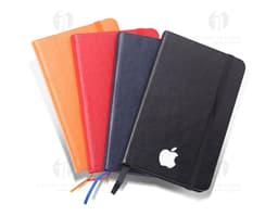 Synthetic leather notebook from the Moleskine brand, measuring 14x8.8 cm with 5 blank pages. Perfect for use in the office
