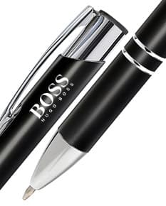Caneta de metal de alta qualidade, ideal para uso corporativo e escrita precisa. Perfeita para assinar documentos importantes ou tomar notas no escritório. Feita com tinta durável e design elegante. Adquira a sua agora!