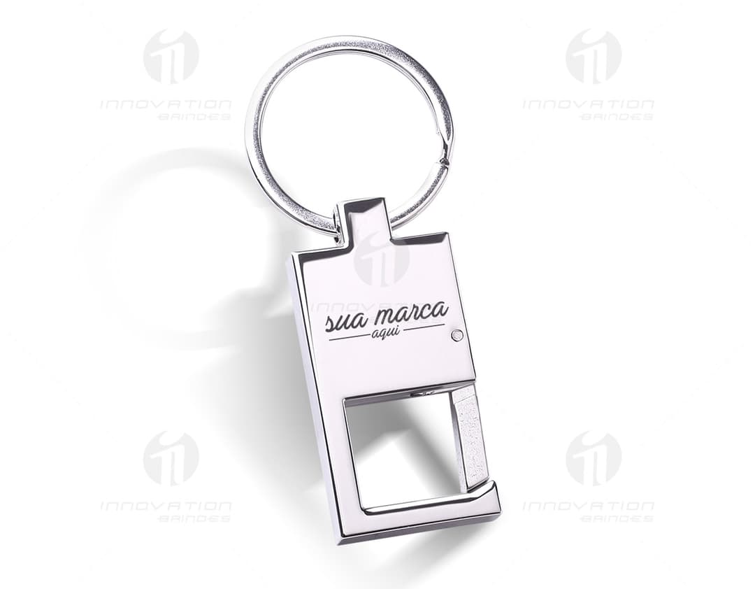 Chaveiro de metal robusto para garantir a segurança dos seus pertences. Símbolo de proteção e confiança, ideal para manter