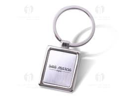 Chaveiro de Metal-38: Um chaveiro de metal resistente e elegante, perfeito para manter suas chaves sempre seguras. Com design
