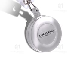 Porta Crachá Leitoso - 01, ideal para identificação e organização no trabalho. Fabricado em material resistente e durável
