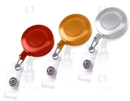 Porta Crachá Leitoso - 01: Organize seus crachás de forma prática e elegante! Feito em material resistente, este porta crachá